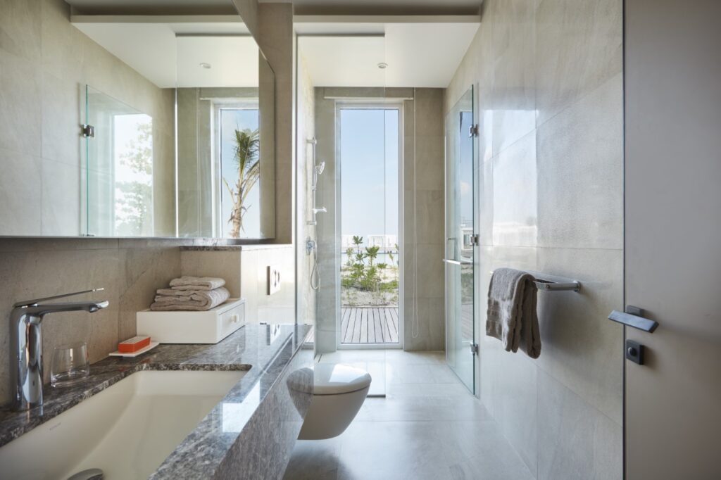 Jumeirah Maldives Three Bedroom Beach Retreat Bathroom