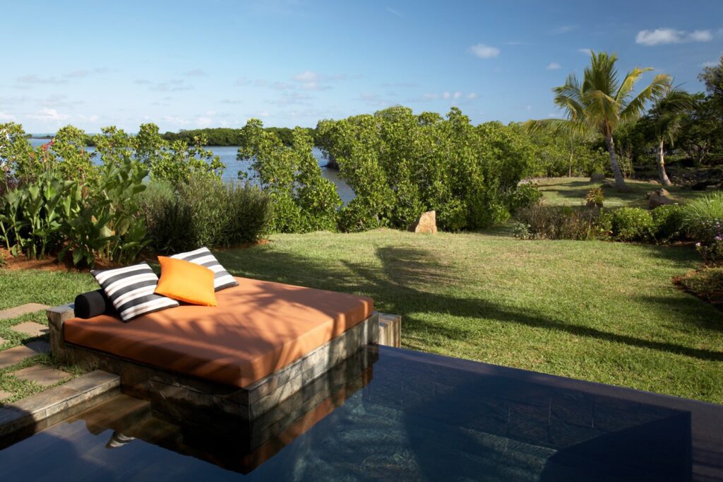 mangroove pool villa