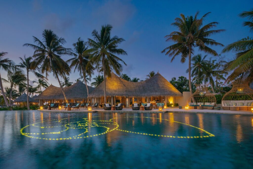 The Nautilus Maldives dining Naiboli pool bar