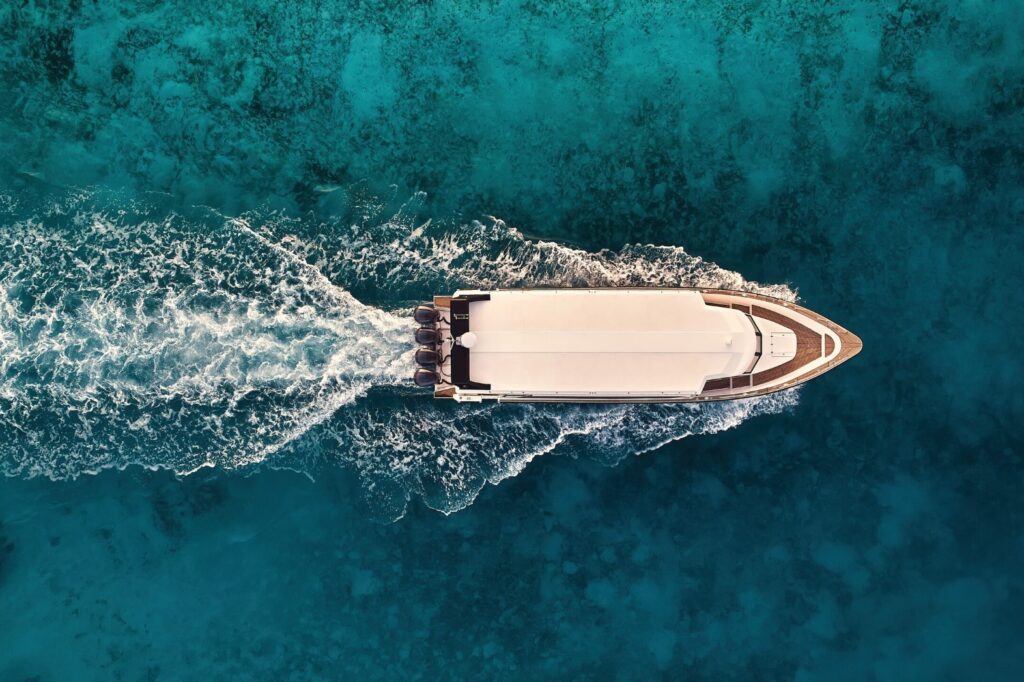 Jumeirah Maldives - Luxury Speedboat Topdown