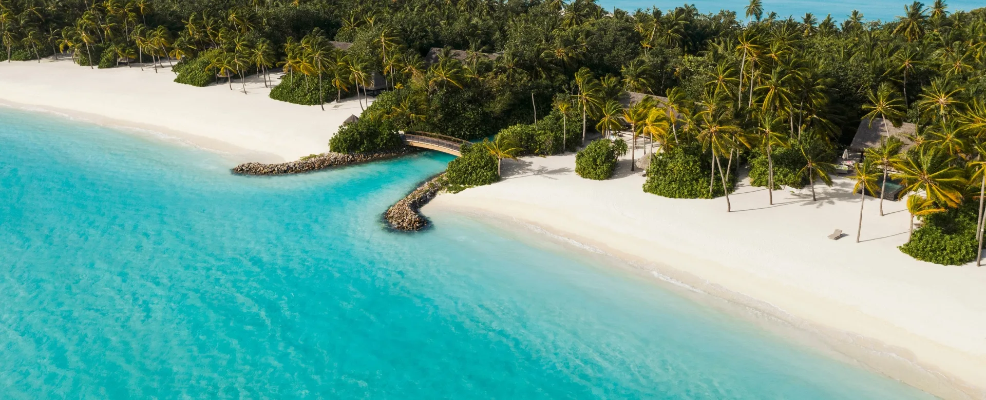 One&Only Reethi Rah Main Banner Exterior