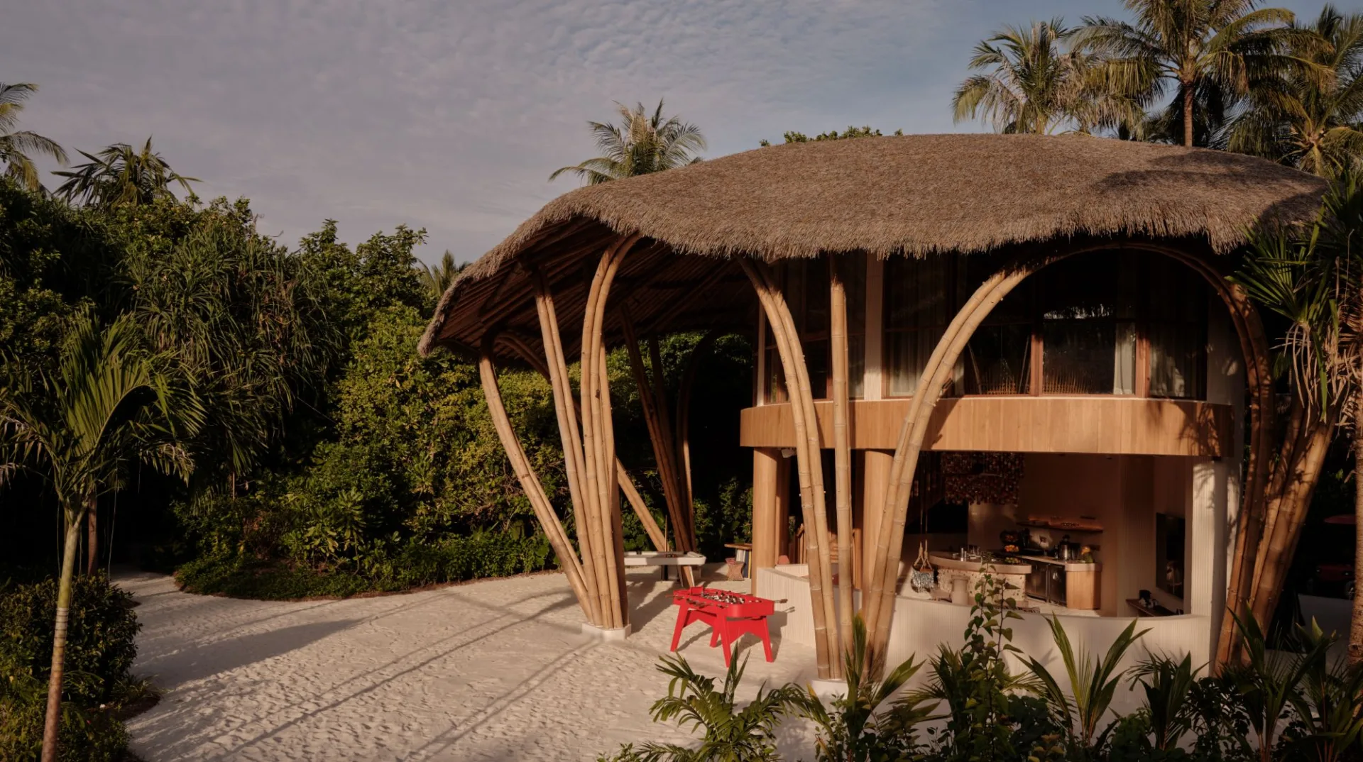 Seaside Finolhu Teens Hut Exterior