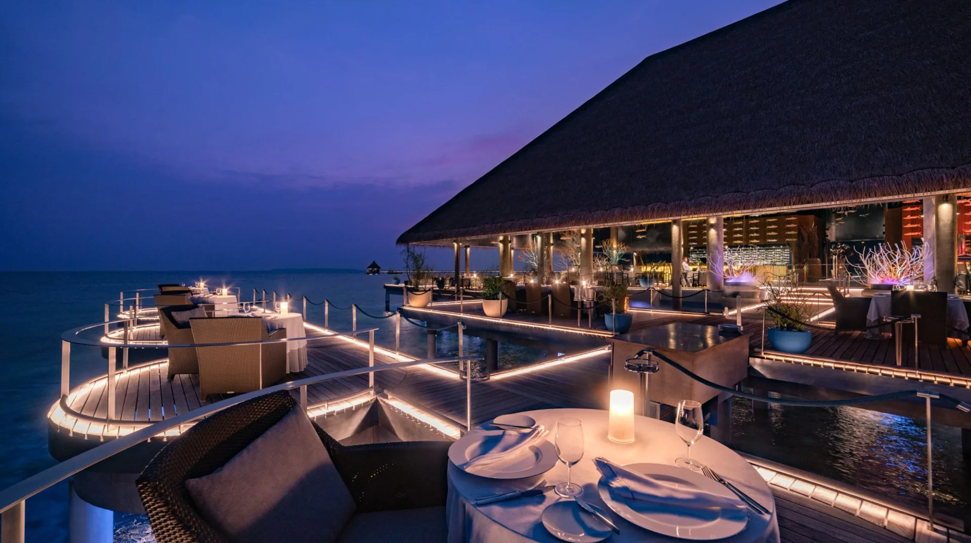 Velaa Private Island Aragu Sunset