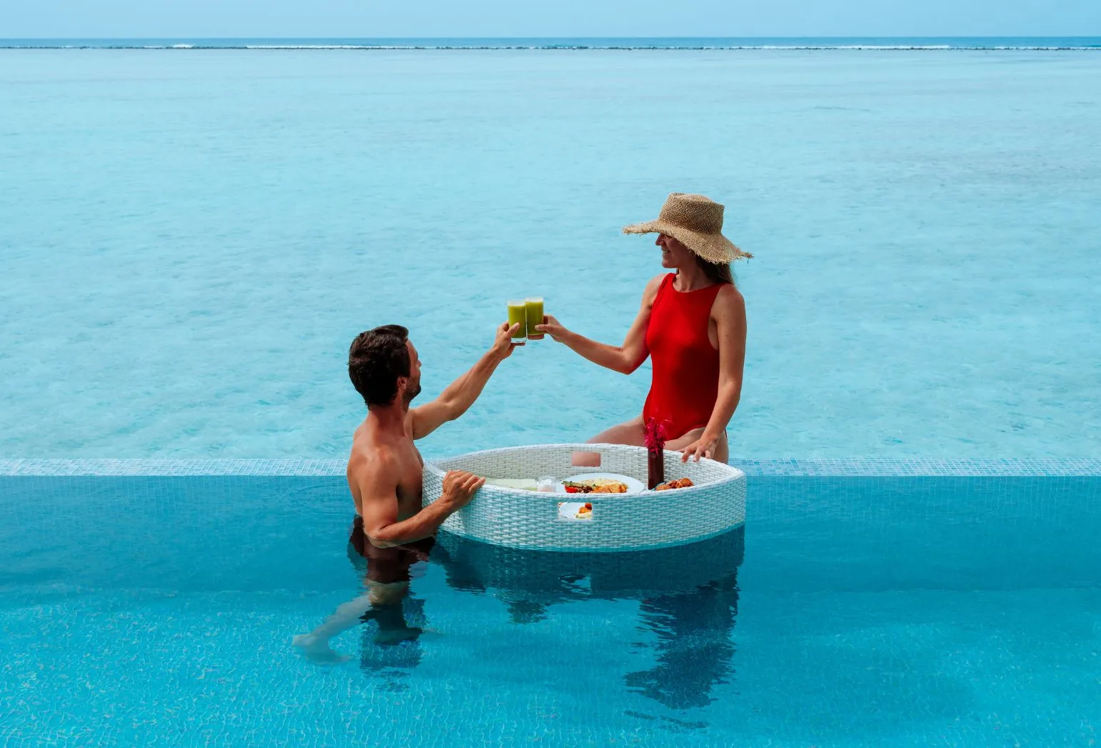 Floating Breakfast - Maldives what to do