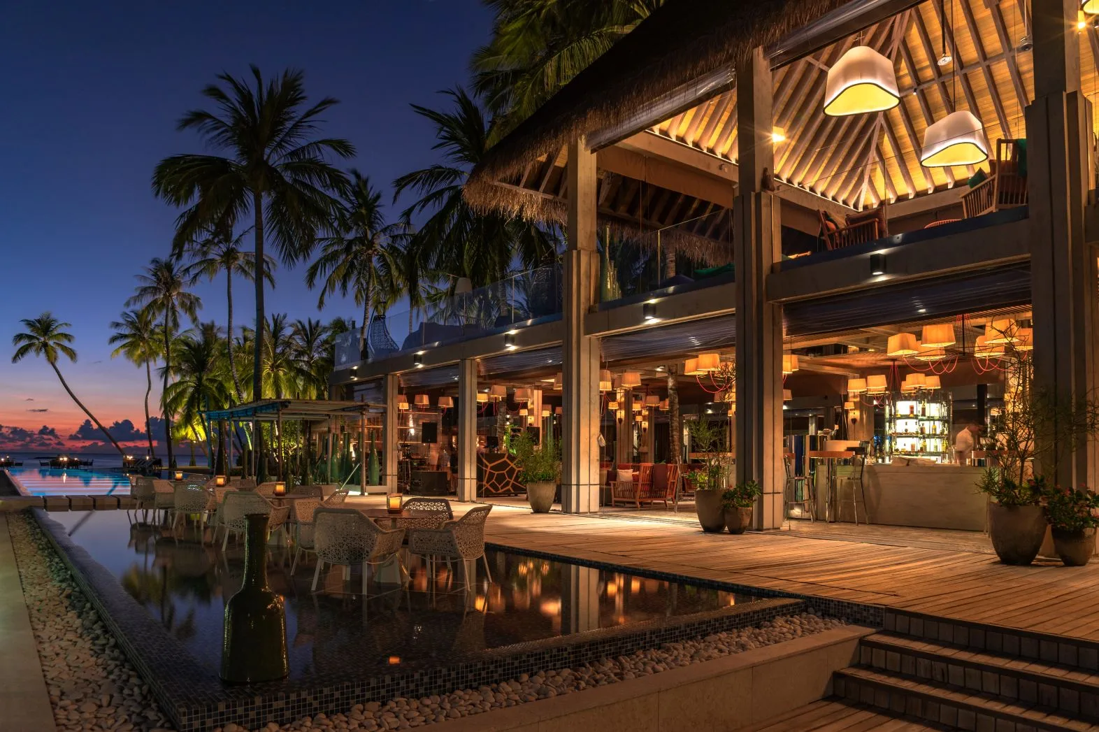 Velaa Private Island Avi Bar
