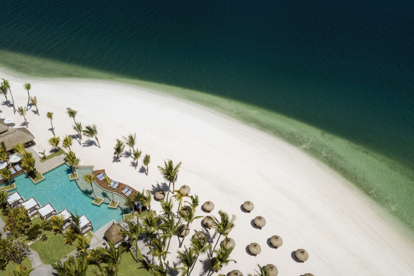 One and Ony Le Saint Géran