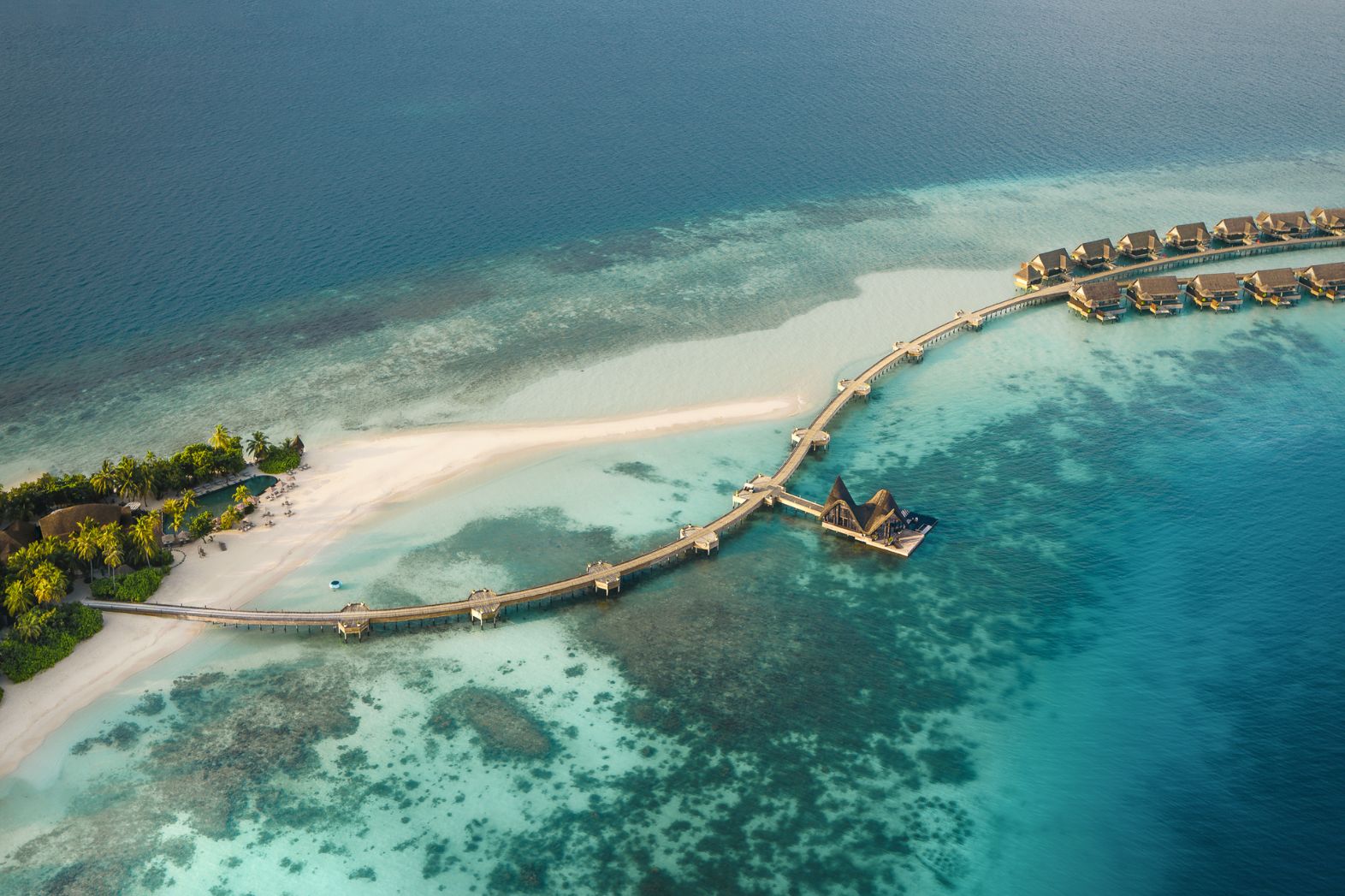 JOALI Maldives - Aerial Shot_Island and Jetty (2)