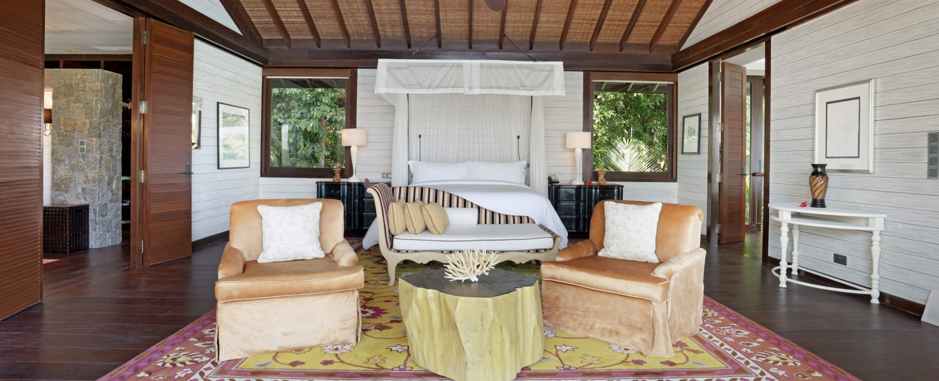 Seven-Bedroom Residence Villa