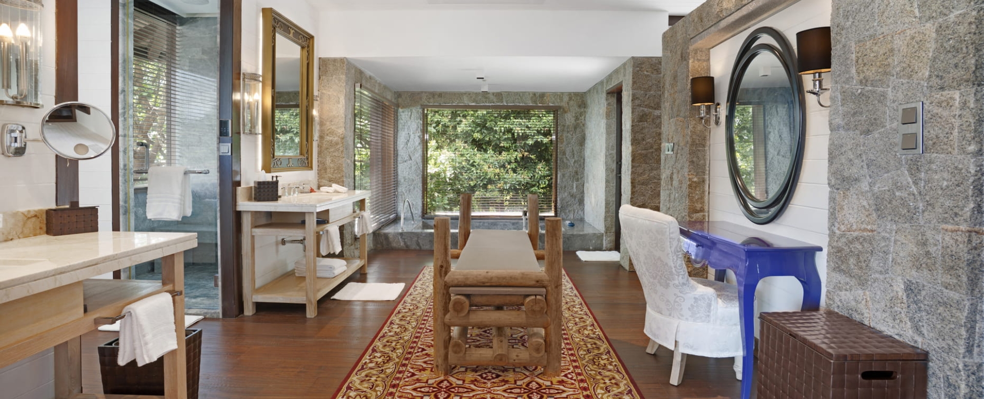 Seven-Bedroom Residence Villa