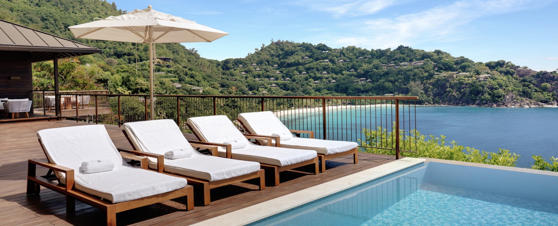 Seven-Bedroom Residence Villa