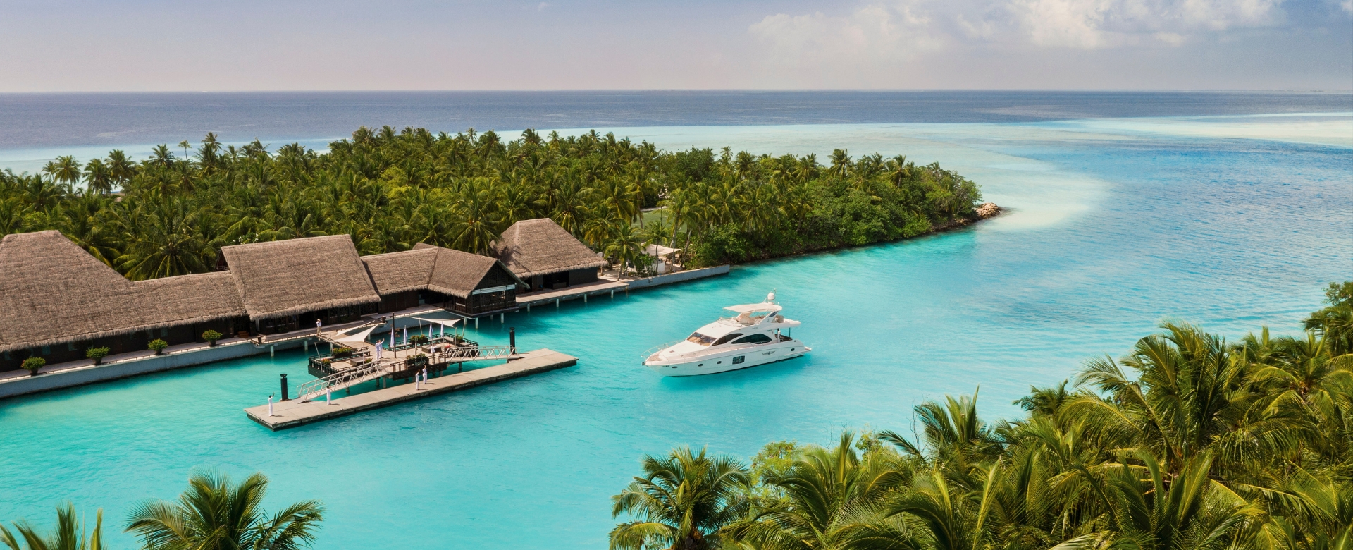 Luxury Maldives Resorts Reachable by Speedboat from Malé
